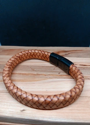 Bracelet en cuir tressé marron clair, marque: Anjara, état: Neuf sans étiquette, 5,00 €, 5,95 € Protection acheteurs incluse