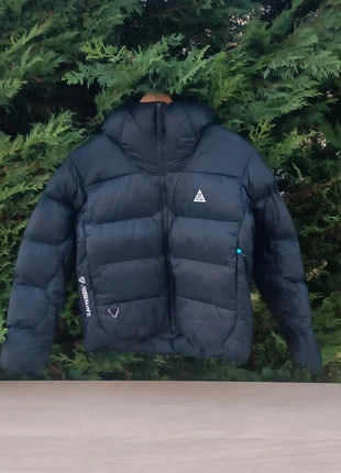 Doudoune Nike AGC x Primaloft - Taille S - Neuve, marke: Nike, zustand: Neu, mit Etikett, größe: S / 36 / 8, 219,99 €, 231,69 € inklusive Vinted-Käuferschutz