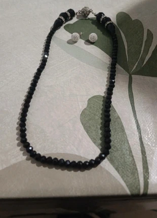 Set collana e orecchini, merk: Petali, staat: Heel goed, € 8,00, € 9,10 inclusief Kopersbescherming