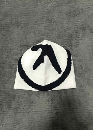 Bonnet blanc et noir logo Aphex Twin, marque: Aphex Twin, état: Très bon état, taille: Taille unique, 18,00 €, 19,60 € Protection acheteurs incluse