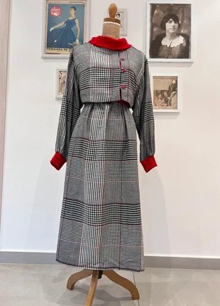 Vintage 90s Scozzese ,Look natalizio comodo e stiloso, brand: Vintage Dressing, condizioni: Ottime, taglia: XL / IT 46 / EU 42, €35.00, €37.45 include la Protezione acquisti