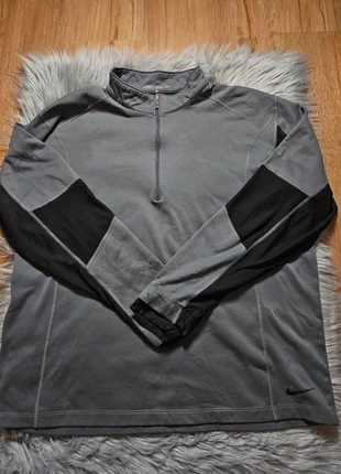 Sweat Nike - Taille L - Gris, marque: Nike, état: Très bon état, taille: L, 15,00 €, 16,45 € Protection acheteurs incluse