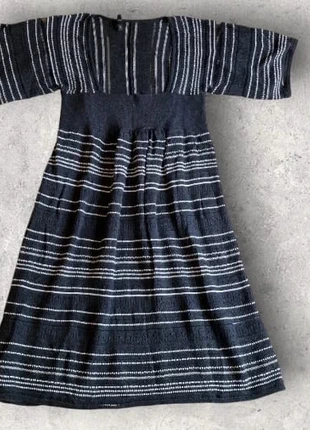 Robe courte en maille grise Berenice taille S à manches courtes, marque: Berenice, état: Très bon état, taille: S / 36 / 8, 12,00 €, 13,30 € Protection acheteurs incluse