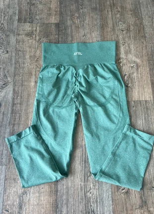 Legging de sport aybl vert, brand: AYBL, condizioni: Ottime, taglia: L / IT 44 / EU 40, €30.00, €32.20 include la Protezione acquisti