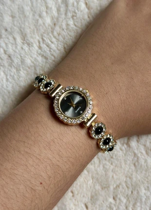 Montre dorée femme – Cadran noir & strass scintillants, marke: Quartz, zustand: Neu, größe: Einheitsgröße, 13,99 €, 15,39 € inklusive Vinted-Käuferschutz