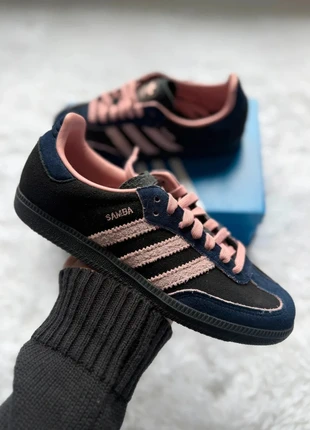 Adidas Samba OG W – Black Pink Navy – T38 EU 🌸💙, merk: adidas, staat: Nieuw zonder prijskaartje, maat: 38, € 90,00, € 95,20 inclusief Kopersbescherming