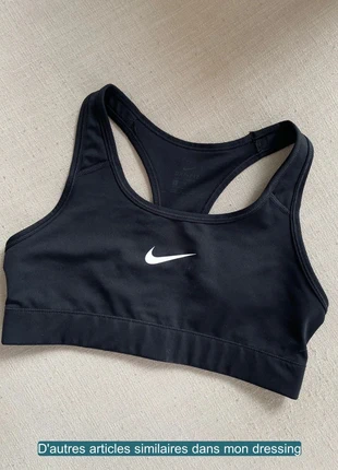 Brassière de sport Nike Dri-FIT noire – Taille S, marca: Nike, estado: Muy bueno, tamaño: S, 10,00 €, 11,20 € Protección al comprador incluida