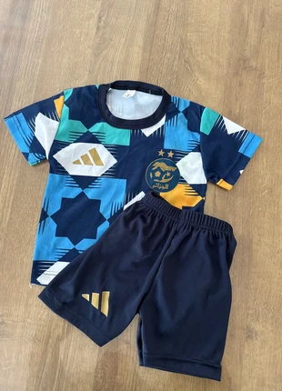 Ensemble foot Algérie, marca: adidas, estado: Nuevo sin etiquetas, tamaño: 18-24 meses / 86 cm, 5,00 €, 5,95 € Protección al comprador incluida