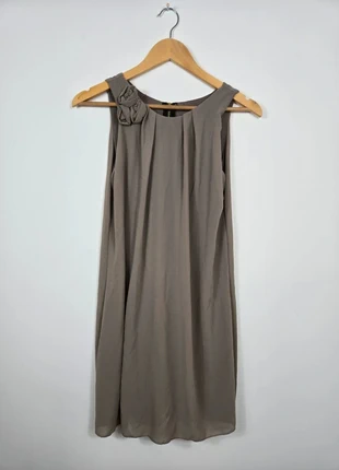 Robe grise, condizioni: Ottime, taglia: S / IT 40 / EU 36, €2.00, €2.80 include la Protezione acquisti