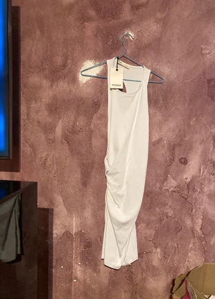 Très jolie robe taille M, marque: Bershka, état: Neuf sans étiquette, taille: M / 38 / 10, 8,00 €, 9,10 € Protection acheteurs incluse