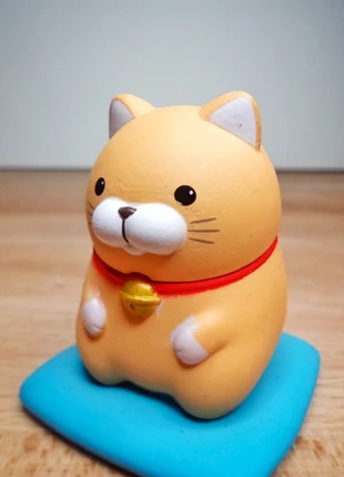 Maneki Neko on zabuton chat sur coussin -Gachapon, marque: AMUSE, état: Très bon état, taille: Taille unique, 5,00 €, 5,95 € Protection acheteurs (Pro) incluse