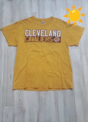 T-shirt NBA Majestic taille M Cavaliers 23 James, marque: Majestic, état: Très bon état, taille: M, 10,99 €, 12,24 € Protection acheteurs incluse