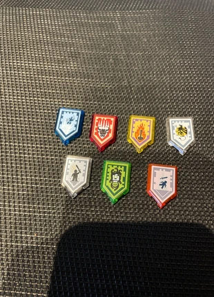Lego lot 7 tiles fanions emblèmes chevaliers Nexo knights officiel pièces détachées, brand: LEGO, condition: Good, size: One size, €2.00, €2.80 includes Buyer Protection Pro