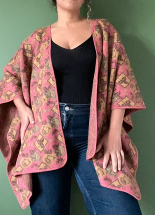 Poncho / Cape vintage rose motif baroque – chaud & confortable, marca: Vintage, estado: Bom, tamanho: Tamanho único, €25.00, €26.95 inclui Proteção do Comprador