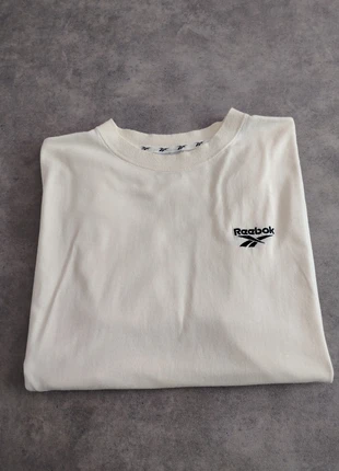 T shirt reebok, brand: Reebok, condition: Good, size: L, €6.00, €7.00 includes Buyer Protection Pro