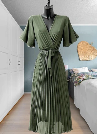 Robe longue plissée manches courtes kaki, brand: Boutique Parisienne, condition: Very good, size: M / 38 / 10, €33.00, €35.35 includes Buyer Protection Pro