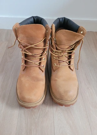 Chaussures montantes bottines cuir Timberland classique marron Taille 37, marke: Timberland, zustand: Gut, größe: 37, 30,00 €, 32,20 € inklusive Vinted-Käuferschutz