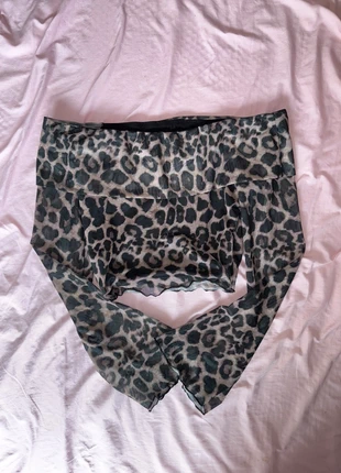 Top léopard, marke: Shein, zustand: Neu, größe: XS / 34 / 6, 2,00 €, 2,80 € inklusive Vinted-Käuferschutz