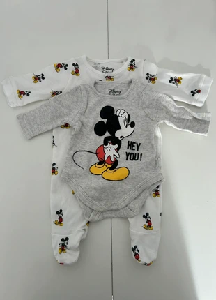 Ensemble pyjama body Mickey, marque: Disney, état: Très bon état, taille: Jusqu'à 1 mois / 50 cm, 5,00 €, 5,95 € Protection acheteurs incluse