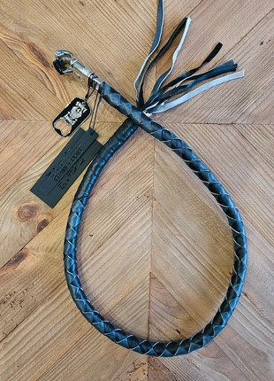 Fouet de moto bicolore cuir noir & gris – style club vintage, marke: moto, zustand: Sehr gut, 41,80 €, 44,59 € beinhaltet Vinted-Käuferschutz Pro