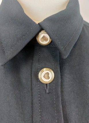 Sandro – Robe chemise noire rétro-preppy à ceinture T40 (convient 38) Excellent état, marca: Sandro, estado: Muy bueno, tamaño: M / 38 / 10, 75,00 €, 79,45 € Protección al comprador incluida