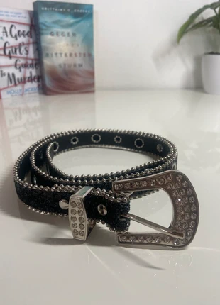 Ceinture Y2k Gürtel 105cm, brand: y2k, condizioni: Nuovo senza cartellino, taglia: 105 cm, €12.00, €13.30 include la Protezione acquisti