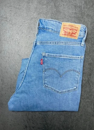 Jean Lévis 721 high rise Skinny bleu à trou W27 L30 - Taille haute, marke: Levi's, zustand: Sehr gut, größe: S / 36 / 8, 19,00 €, 20,65 € beinhaltet Vinted-Käuferschutz Pro