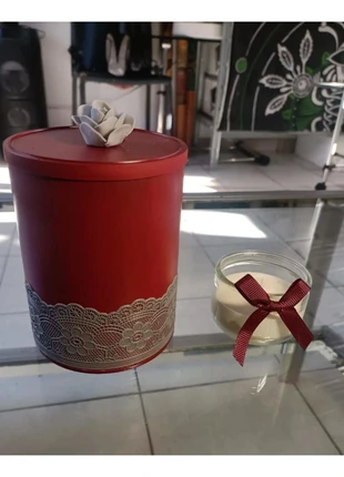 Jolie bougie décorative et sa boîte, condizioni: Nuovo senza cartellino, €2.50, €3.33 include la Protezione acquisti