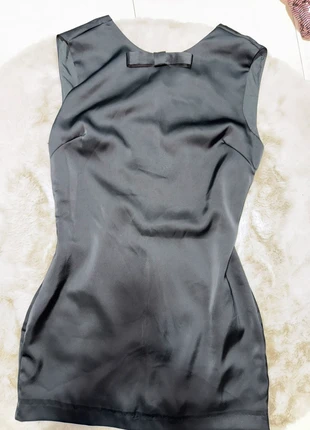 Elegant Black Mini Dress – Size S, état: Neuf sans étiquette, taille: S / 36 / 8, 4,00 €, 4,90 € Protection acheteurs incluse