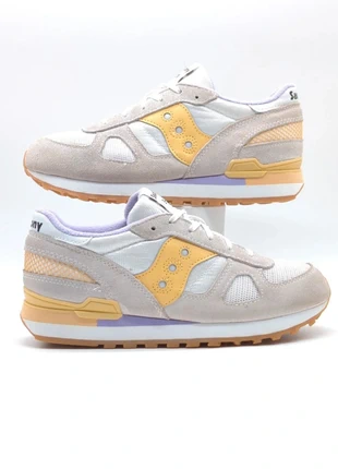 Sneakers Saucony Shadow - Taille 36- Très bon état - Blanc/Gris/Jaune, marque: Saucony, état: Très bon état, taille: 36, 40,00 €, 42,70 € Protection acheteurs (Pro) incluse