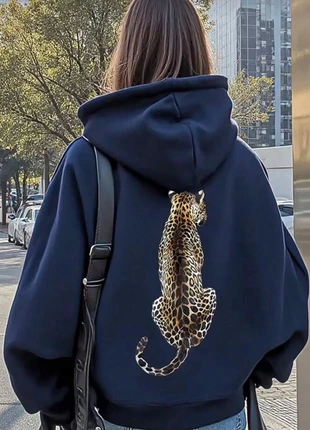 Sweat imprimé léopard tendance, brand: Tendance, condition: Very good, size: S / 36 / 8, €30.00, €32.20 includes Buyer Protection Pro