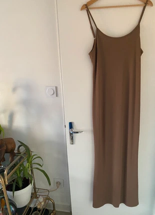 Robe marron, marke: Shein, zustand: Neu, mit Etikett, größe: M / 38 / 10, 6,00 €, 7,00 € inklusive Vinted-Käuferschutz