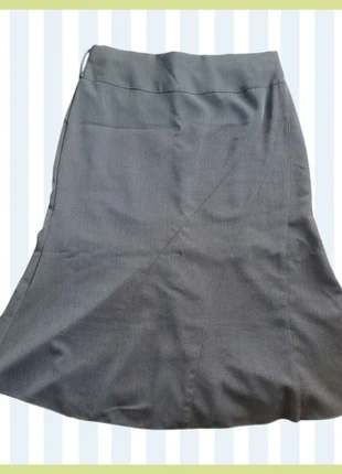 Gonna godet grigio scuro in misto lana Made in Italy XL (IT 46 / EU 42), marque: Made In Italy, état: Très bon état, taille: XL / 42 / 14, 12,00 €, 13,30 € Protection acheteurs incluse