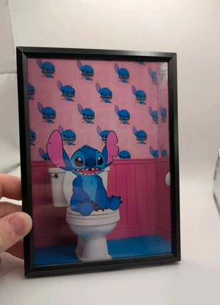 Stitch op wc ingelijste poster, merk: stitch op wc, staat: Heel goed, € 9,99, € 11,19 inclusief Kopersbescherming Pro
