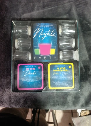 Jeux adultes apéro party, marque: Lumineux, état: Neuf avec étiquette, 7,00 €, 8,05 € Protection acheteurs incluse