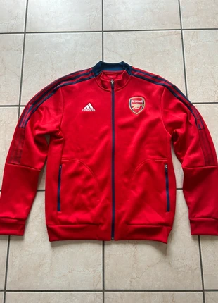 Veste Adidas Arsenal 2021/2022 Rouge taille M, marque: adidas, état: Neuf sans étiquette, taille: M, 20,00 €, 21,70 € Protection acheteurs incluse
