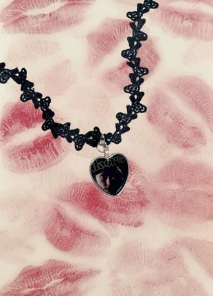 Choker rock/vintage style di rose nere con cameo a cuore dei The Doors, marke: Vintage Dressing, zustand: Sehr gut, 15,00 €, 16,45 € inklusive Vinted-Käuferschutz