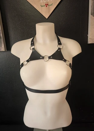 Ensemble tenue harnais femme, état: Très bon état, 29,00 €, 31,15 € Protection acheteurs incluse