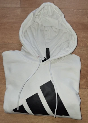 Sweat à capuche crop | Adidas | Blanc & Noir, marca: adidas, estado: Muito bom, tamanho: M / 38 / 10, €10.90, €12.15 inclui Proteção do Comprador