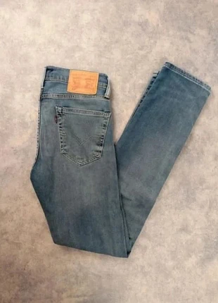 Jean levi's 510 coupe droite  Très Bon État-Taille W27 L32, marke: Levi's, zustand: Sehr gut, größe: W27 | DE 42, 20,00 €, 21,70 € beinhaltet Vinted-Käuferschutz Pro