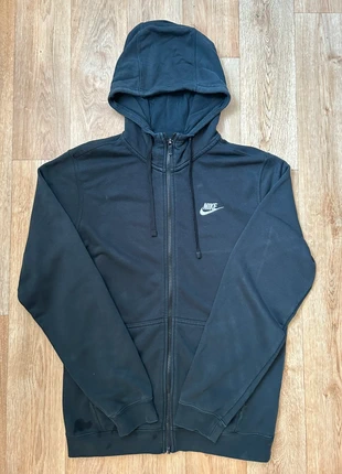 Sweat a capuche zippé Nike - gilet zippé Nike - pull à capuche avec zip nike noir, marke: Nike, zustand: Sehr gut, größe: S, 23,90 €, 25,80 € inklusive Vinted-Käuferschutz