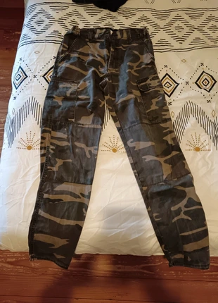 Pantalon femme, brand: Femme, condition: Very good, size: XS / 34 / 6, €1.20, €1.96 includes Buyer Protection