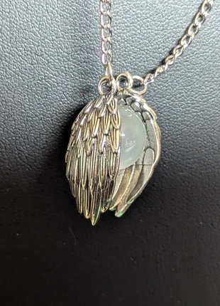 Angel wings pendant, condition: New without tags, £4.95, £5.90 includes Buyer Protection