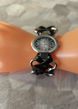 Montre a aiguilles, brand: Quartz, condizioni: Ottime, taglia: Taglia unica, €4.00, €4.90 include la Protezione acquisti