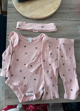 Ensemble, brand: Shein, condition: Very good, size: 3-6 months / 62 cm, €1.00, €1.75 includes Buyer Protection