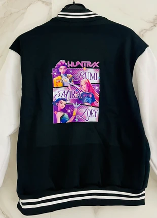 Veste Teddy Kpop Demon Hunters 160cm enfant, condition: Very good, size: Preemie, up to 44cm, €19.50, €21.18 includes Buyer Protection Pro