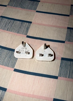 Two Apple charger docks, brand: Apple, condition: Very good, £2.00, £2.80 includes Buyer Protection