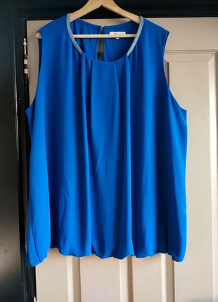 Koningsblauwe top met zilvere halslijn, merk: paprika, staat: Heel goed, maat: 7XL / 54 / 26, € 7,50, € 8,58 inclusief Kopersbescherming