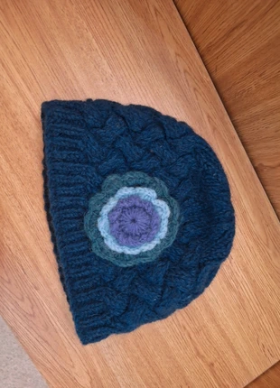Knitted beanie, condition: Very good, size: One size, £1.50, £2.28 includes Buyer Protection