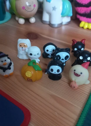 Lot figurines halloween, merk: Aliexpress, staat: Heel goed, maat: XS, € 1,00, € 1,75 inclusief Kopersbescherming